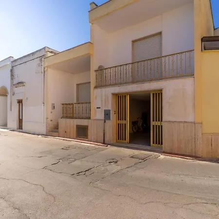 Casa Via Rene